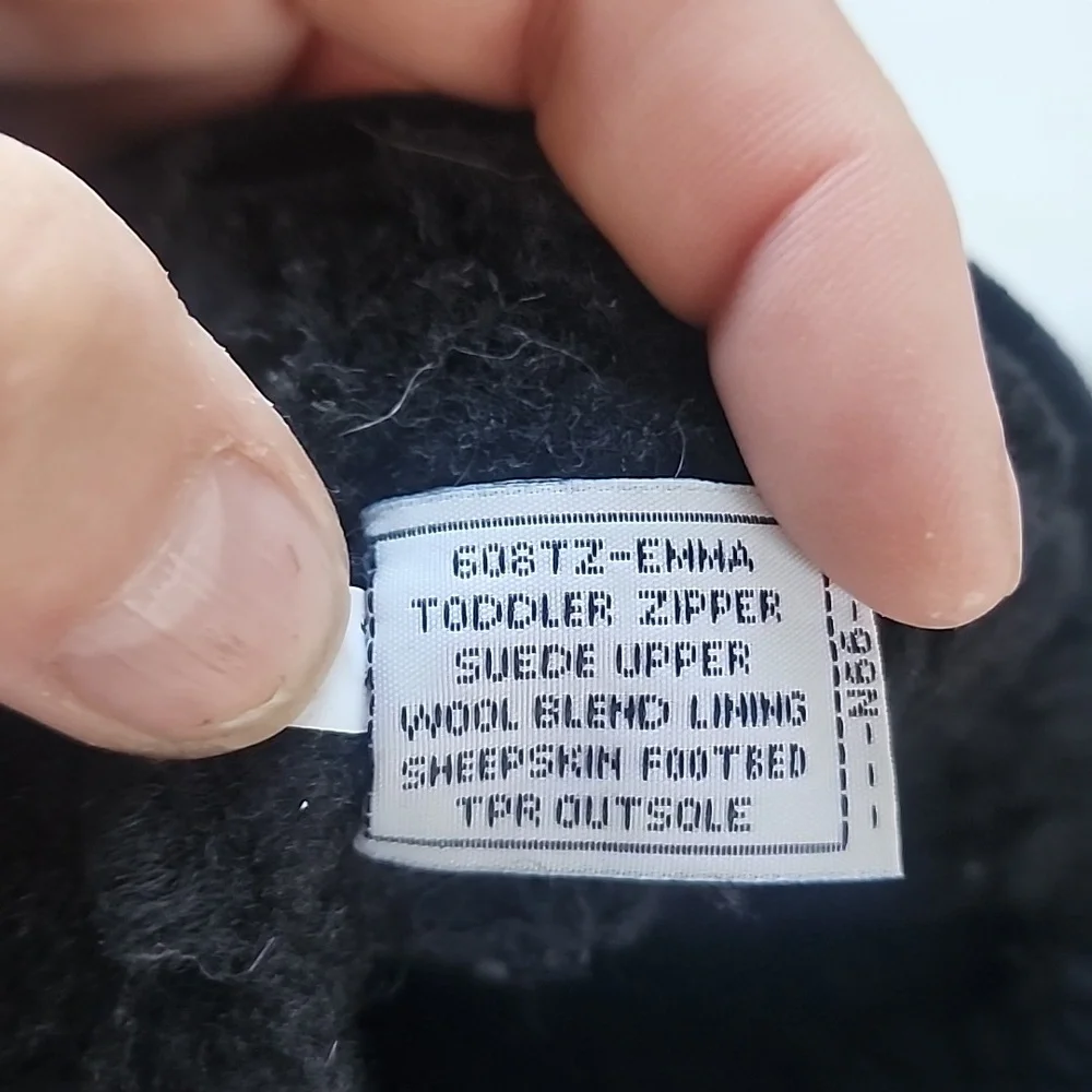 BEARPAW Emma Toddler Size 7 Black Suede Sherpa Lined Zip Winter Boots